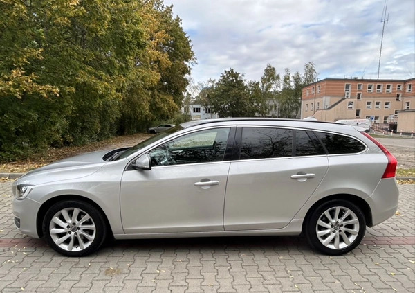 Volvo V60 cena 53900 przebieg: 163000, rok produkcji 2016 z Lipno małe 232